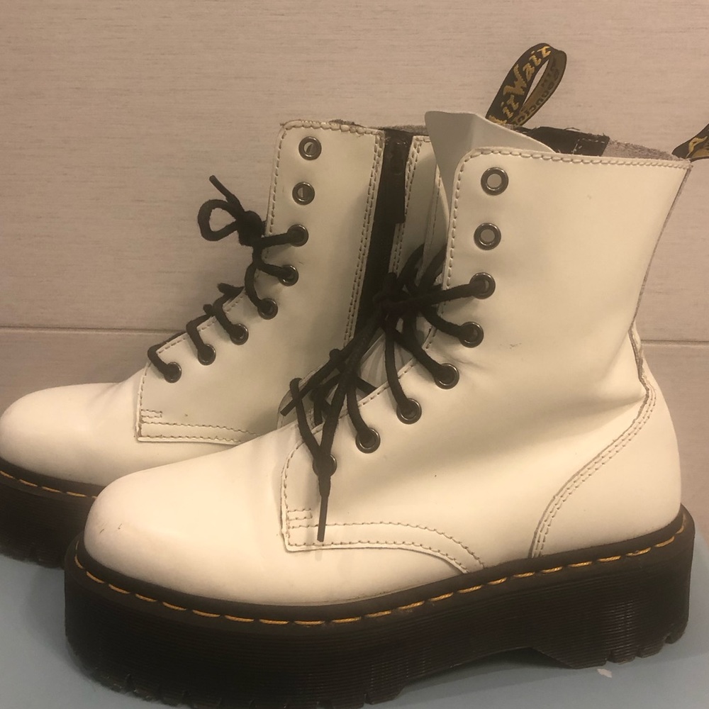 Dr Martens JADON white platform 8 eye boots with zippers